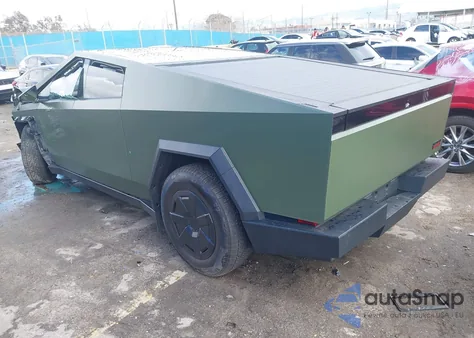 2025 Tesla Cybertruck All-Wheel Drive z USA, uszkodzony, nr VIN 7G2CEHED8SA072913